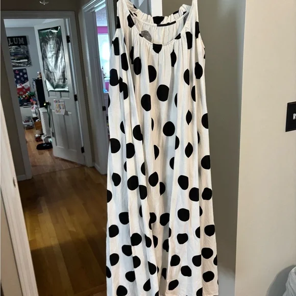 Tabitha Brown for Target Black and White scoop back dress - Picture 2 of 4